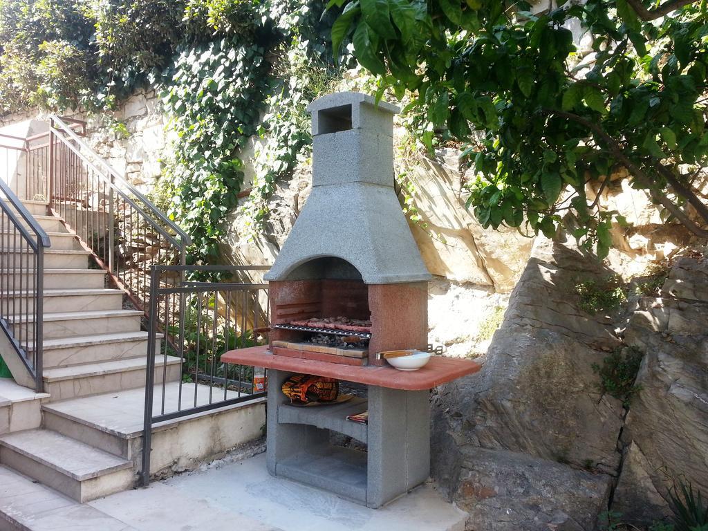 Holiday Home Petra Подстрана Экстерьер фото